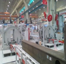 前支腿焊接变位机